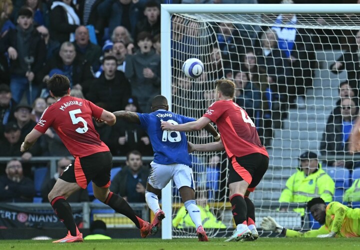 Man Utd got lucky against Everton after major VAR blunder meant referee saw WRONG footage of Everton penalty claim