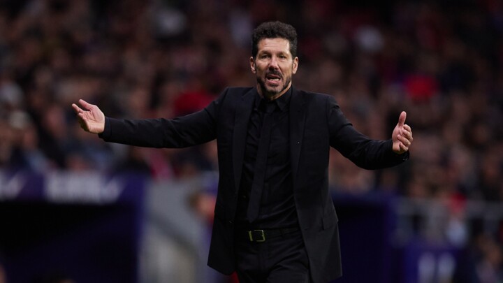 Atletico coach Simeone celebrates LaLiga milestone