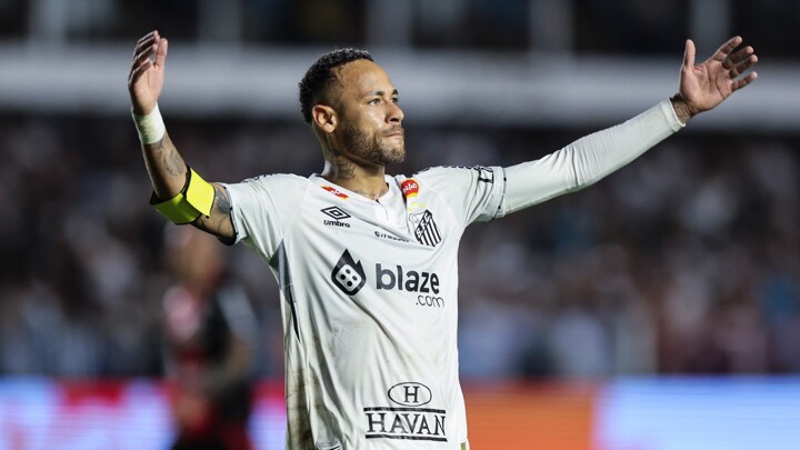 Emotional Neymar makes Santos comeback in Botafogo draw