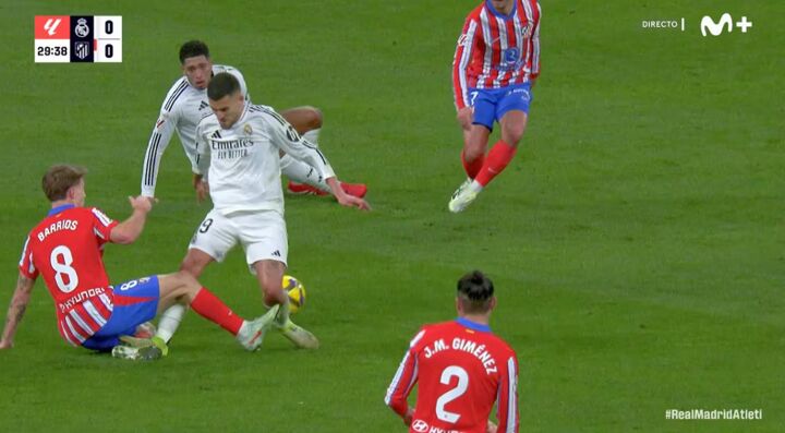 Atletico Madrid bemused by referee call during Madrid derby