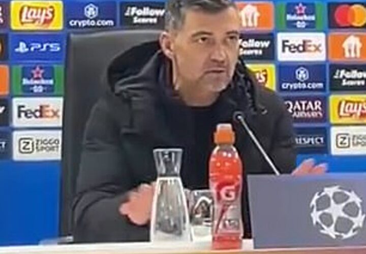 AC Milan boss storms out of press conference after one question