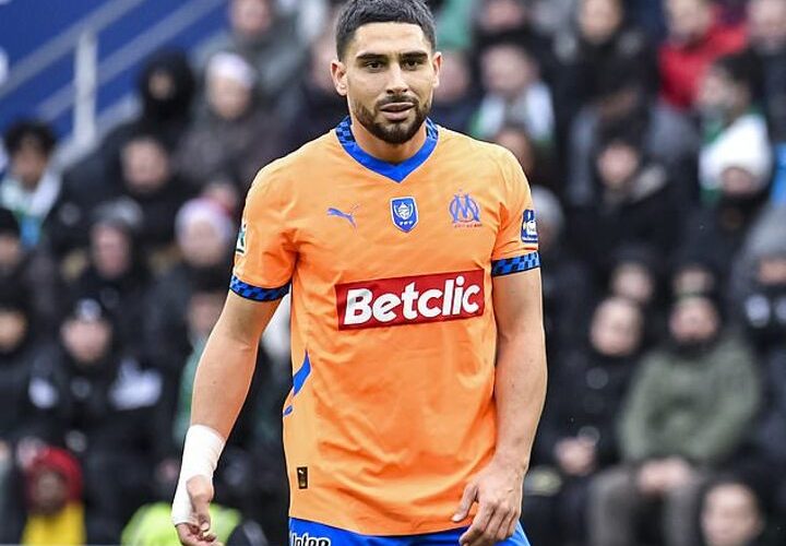 Neal Maupay aims savage daughter jibe at Paul Scholes