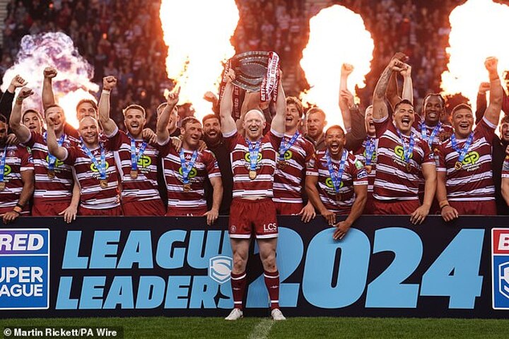 Man United stars link up with Wigan Warriors players – as Super League holders plot a return to Old Trafford