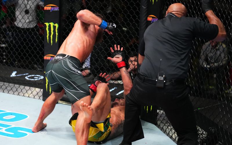 Rafael Fiziev became top UFC contender by stunning former champion with late knockout