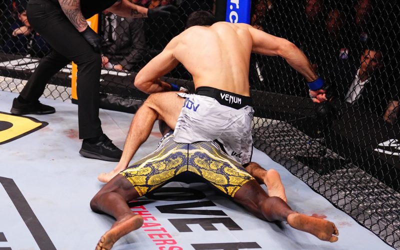 Fans calls for Israel Adesanya to retire as he suffers another stoppage defeat at UFC Saudi Arabia