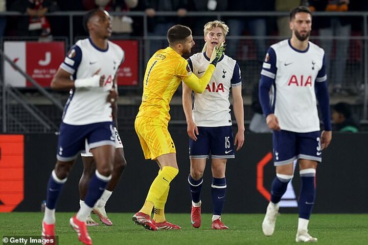 Lucas Bergvall scores COMICAL own-goal as Tottenham make nightmare start to Europa League clash with AZ Almaar