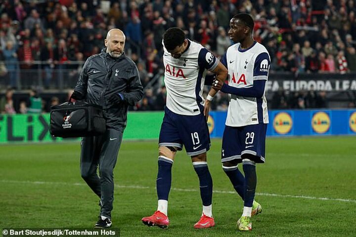 Tottenham suffer ANOTHER injury scare as star man limps off in his first game back after six weeks out