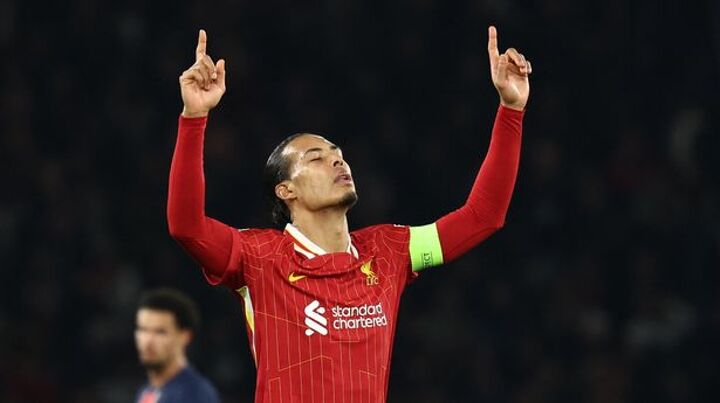 Virgil van Dijk points finger at four Liverpool players for their performances at PSG