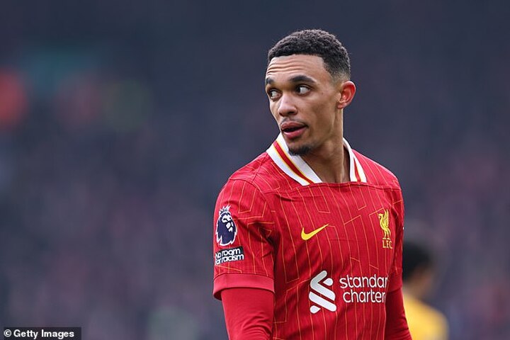 TAA says Slot was angriest he’s EVER seen him after first half vs Southampton