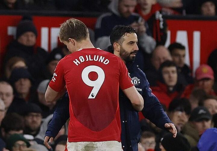 Man United boss Ruben Amorim explains Rasmus Hojlund benching for Arsenal clash after goal drought