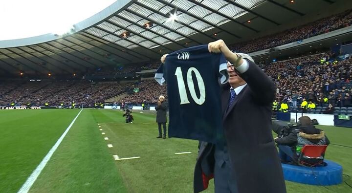 Ferguson leads emotional tribute to Denis Law ahead of Scotland vs. Greece