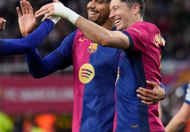 Barcelona 4-0 Real Sociedad: Hosts back to La Liga top spot as Lewy & Araujo net