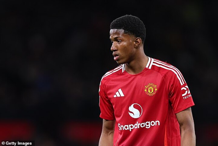 Man United Treble winner gives verdict on youngster Chido Obi after FA Cup cameo