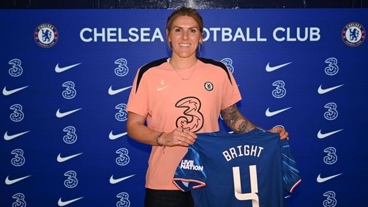 Chelsea Women extend contract of England defender and Blues captain