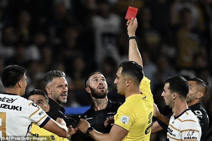 Sergio Ramos receives first red card in Mexico for kicking out at an opponent