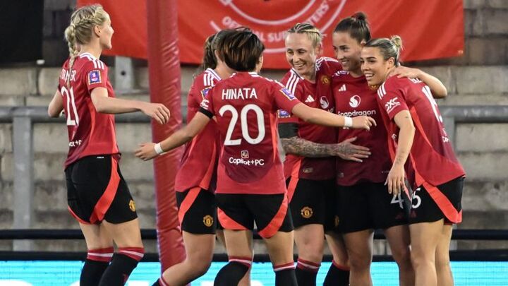 Skinner: Man Utd boss on verge of new contract after season of WSL improvement