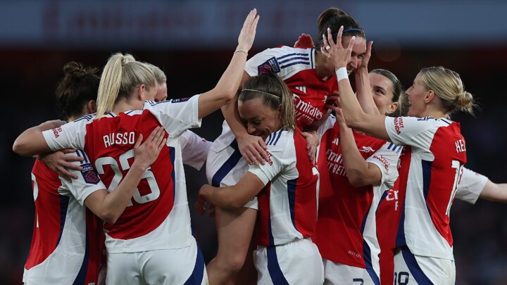 Arsenal 4-0 Liverpool: Matthews gives hosts a helping hand in WSL rout