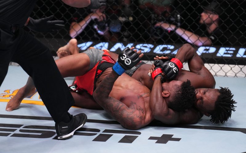 UFC Vegas 104 star is one of three fighters to score insanely rare submission victory in the Octagon