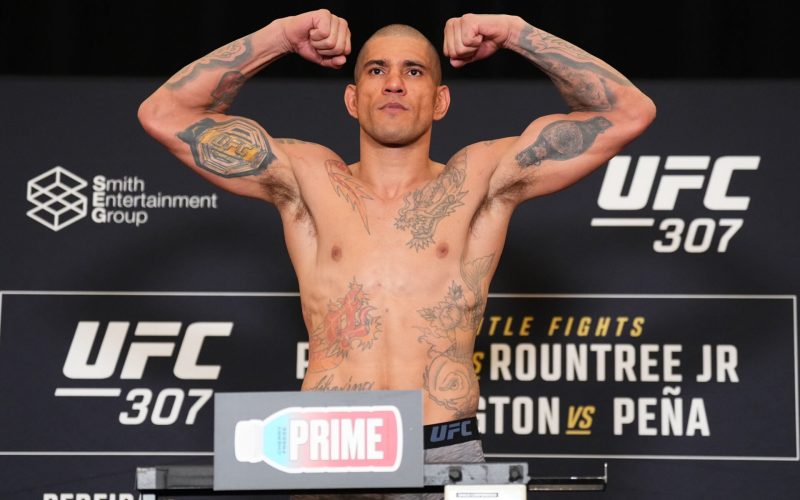 Alex Pereira faces intense weight cut for UFC 313 as he steps on scales for first time during fight week