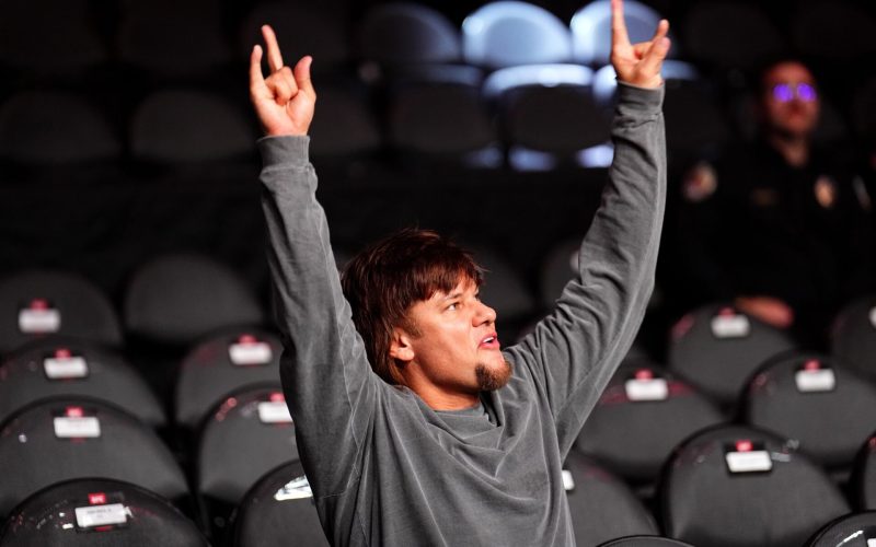 Theo Von shares hilariously ‘unhinged’ reason for arriving at UFC events very early 