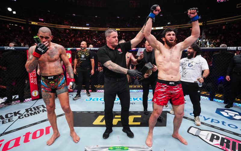 ‘Fire these judges’… Alex Pereira vs Magomed Ankalaev scorecards prompt angry fan reaction after UFC 313