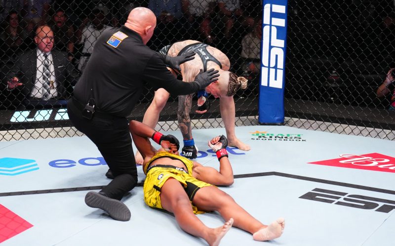 ‘What an uppercut!’… Fans react to scary one-shot faceplant knockout at UFC Vegas 104